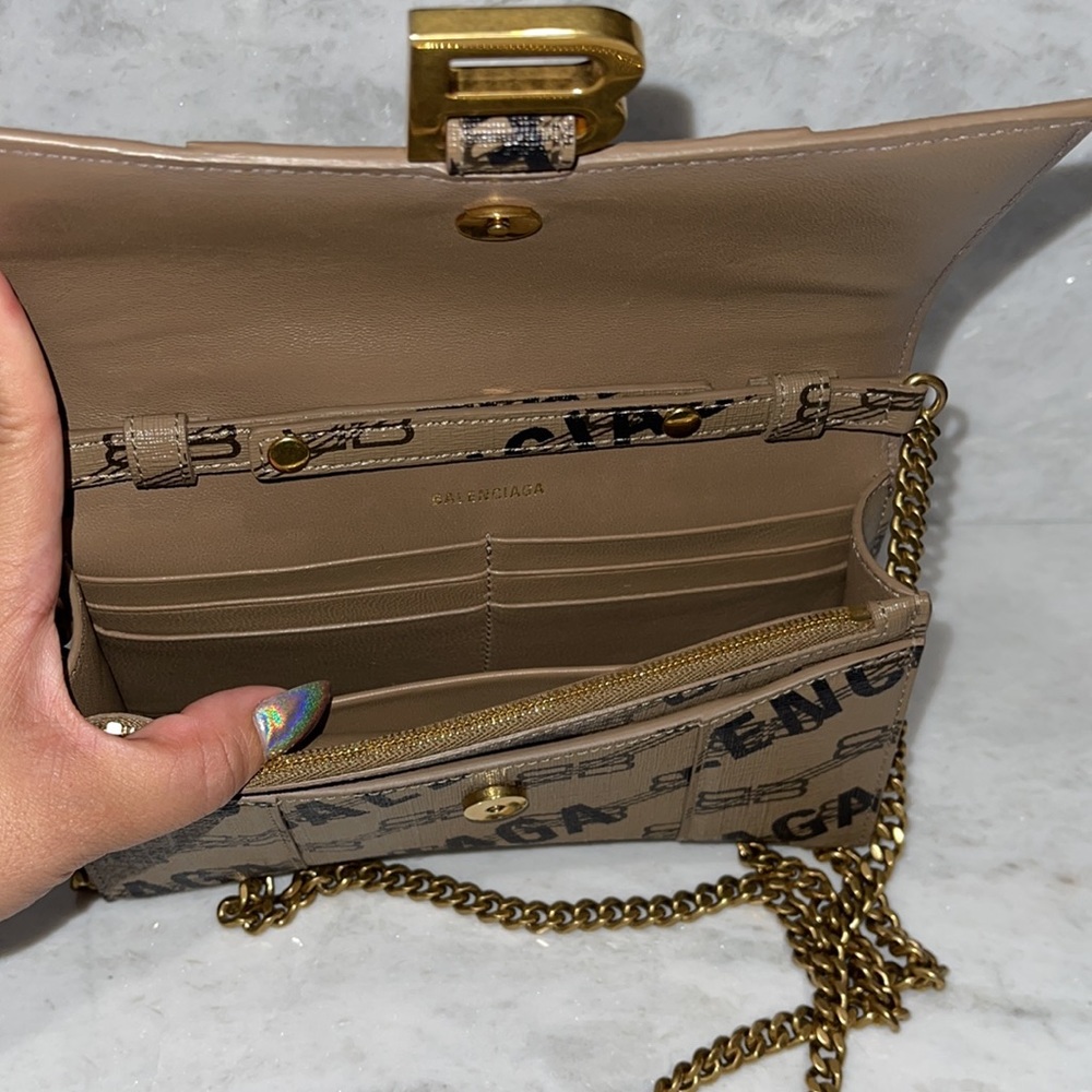 Balenciaga crossbody - Picture 3 of 4